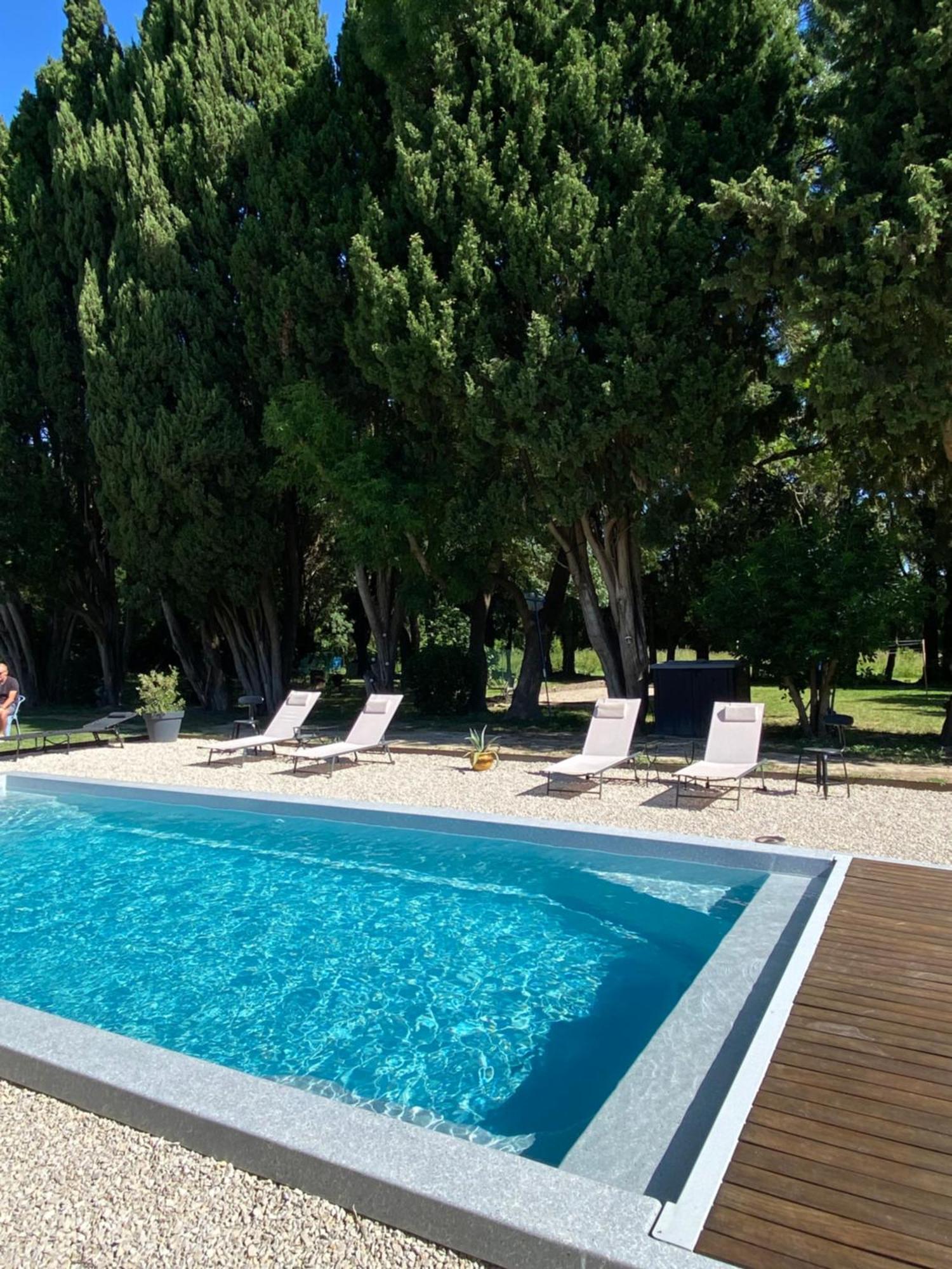 Appartement Les Cypres De L'Ile Avignon Exteriér fotografie